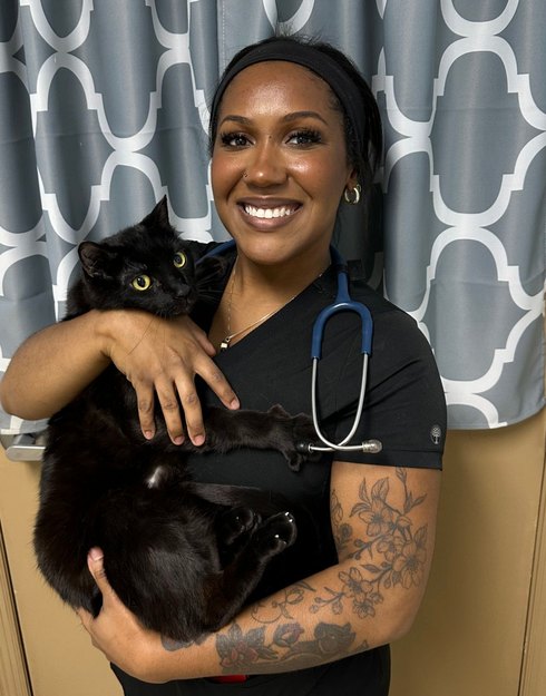 Veterinary team member Gianna at St. Petersburg Animal Hospital & Urgent Care in St. Petersburg, FL